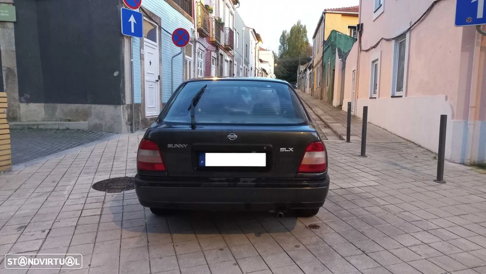 Nissan Sunny Hatchback 1.4 SLX - 4