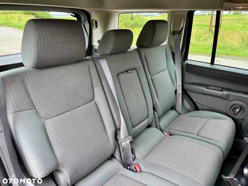 Jeep Commander 3.0 CRD Laredo - 11