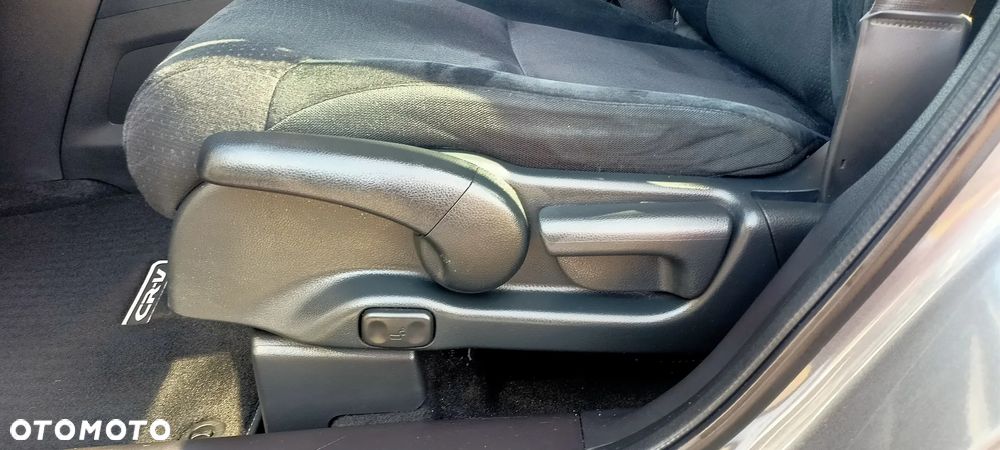 Honda CR-V 2.0i-VTEC 4WD Automatik Elegance - 8