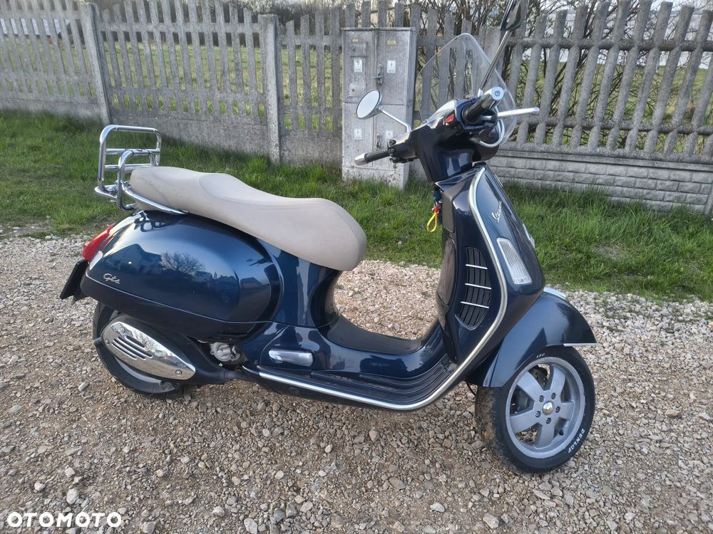 Piaggio Vespa - 9
