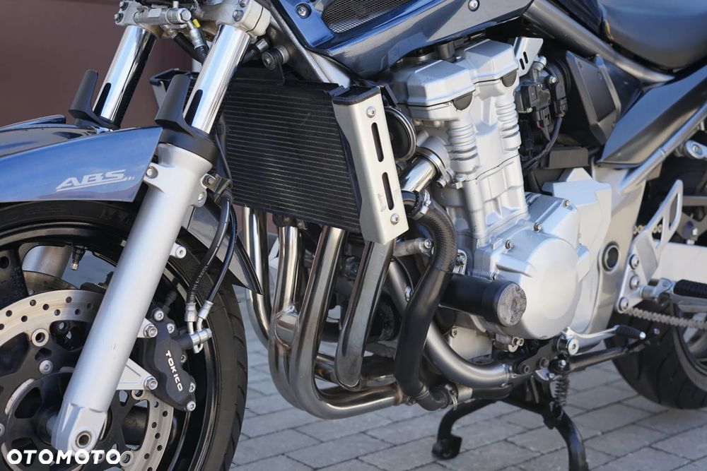 Suzuki Bandit - 32