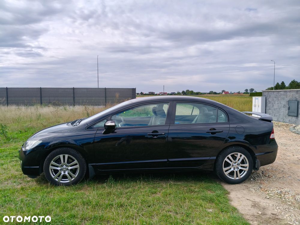 Honda Civic 1.8 Executive - 4