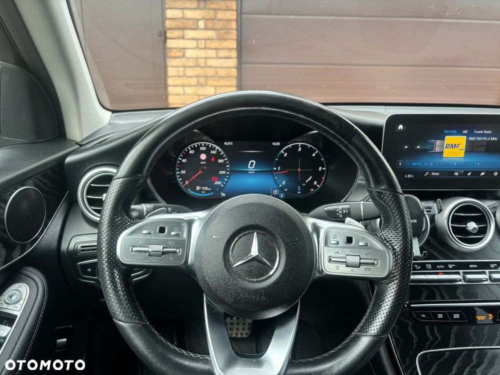 Mercedes-Benz GLC - 12