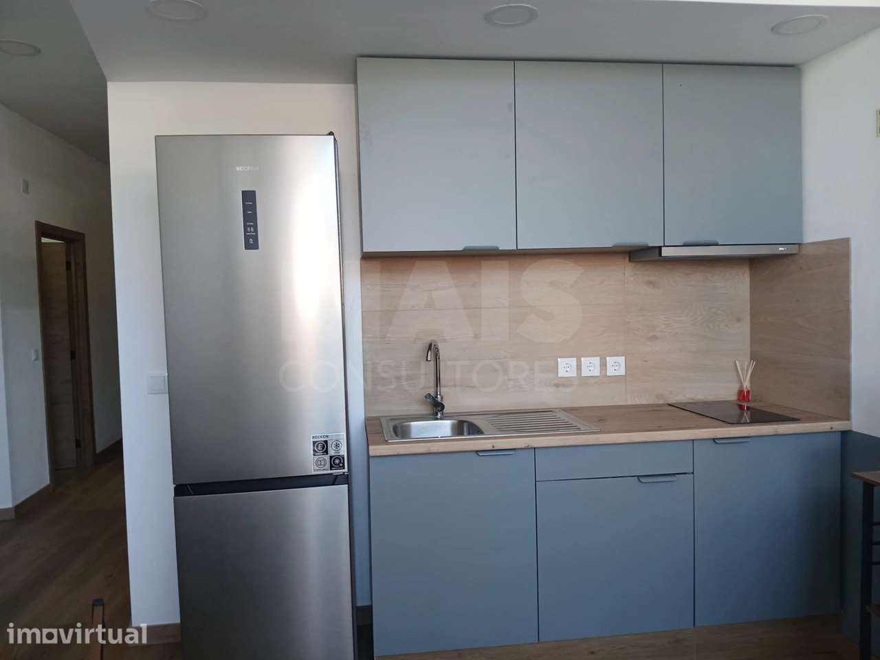 Moradia T8 em Santiago do Cacém – Ideal para Empresas - Grande imagem: 3/8