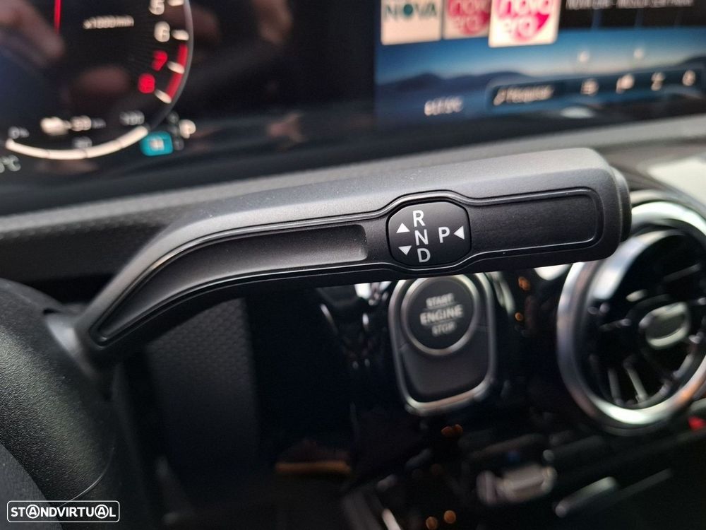 Mercedes-Benz A 250 e - 16