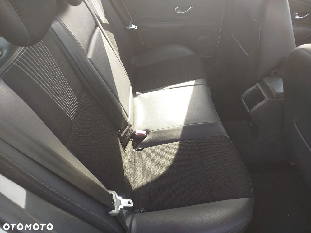 Renault Megane 1.5 dCi Authentique - 9