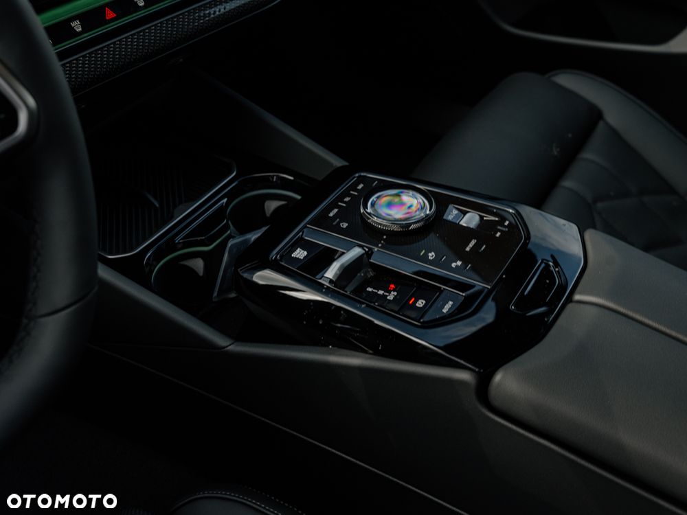 BMW Seria 5 530e PHEV - 10