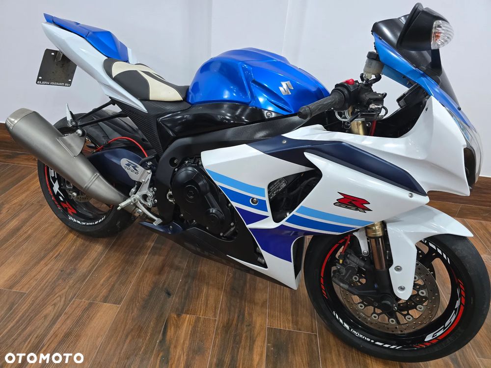 Suzuki GSX-R - 23