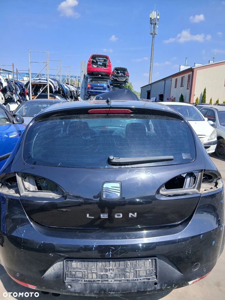 Seat Leon II 04- Przedlift Klapa Bagażnika Tył Tylna Kod Lakieru LC9Z Czarna - 1