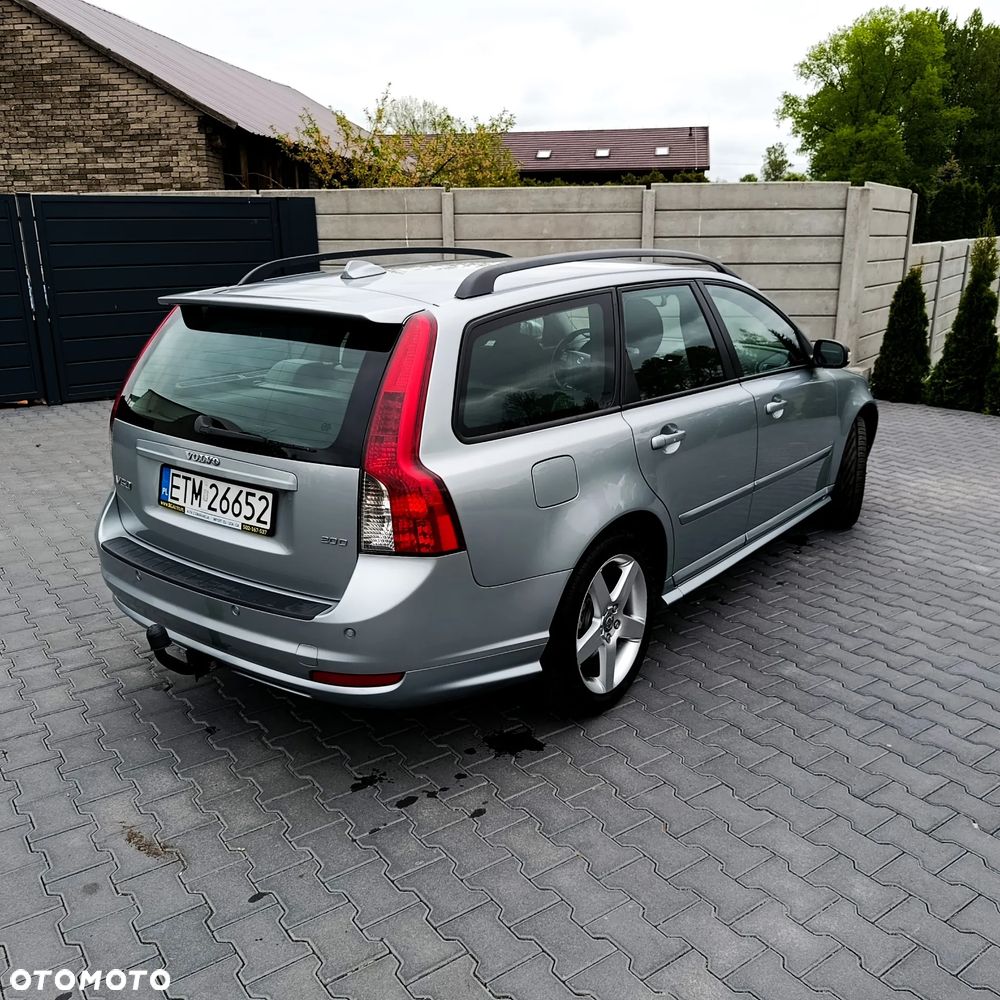 Volvo V50 2.0D R-Design Momentum - 7