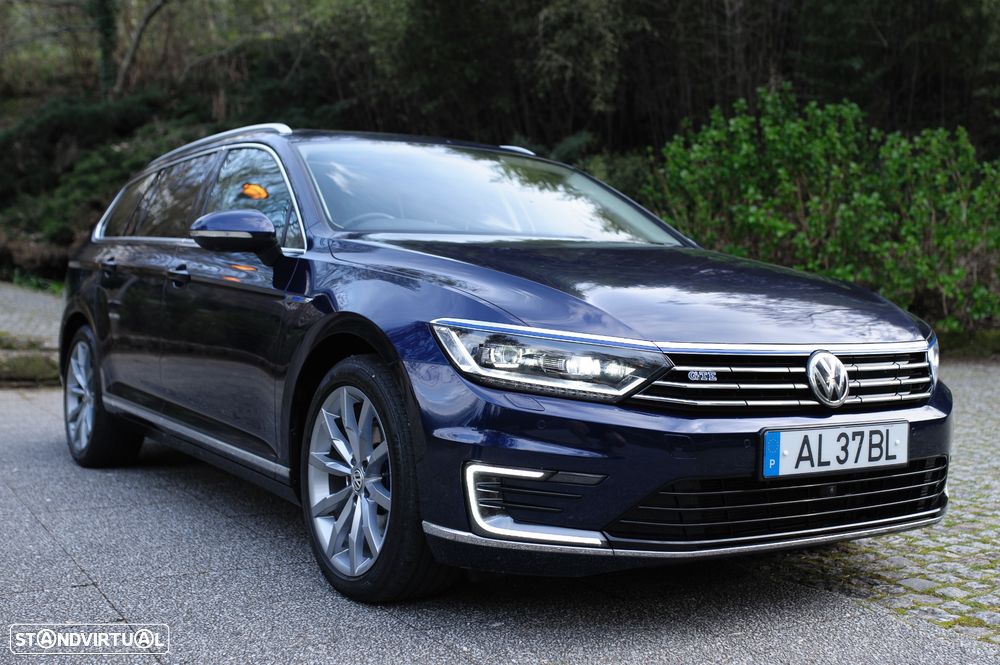 VW Passat Variant - 2