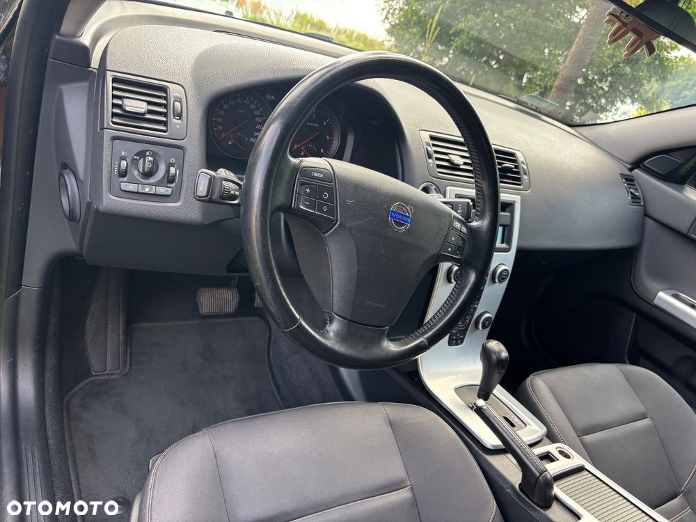 Volvo V50 - 10