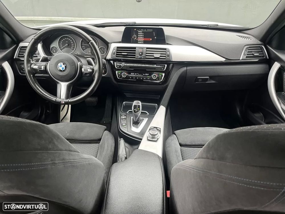 BMW 320 i Pack M Auto - 29