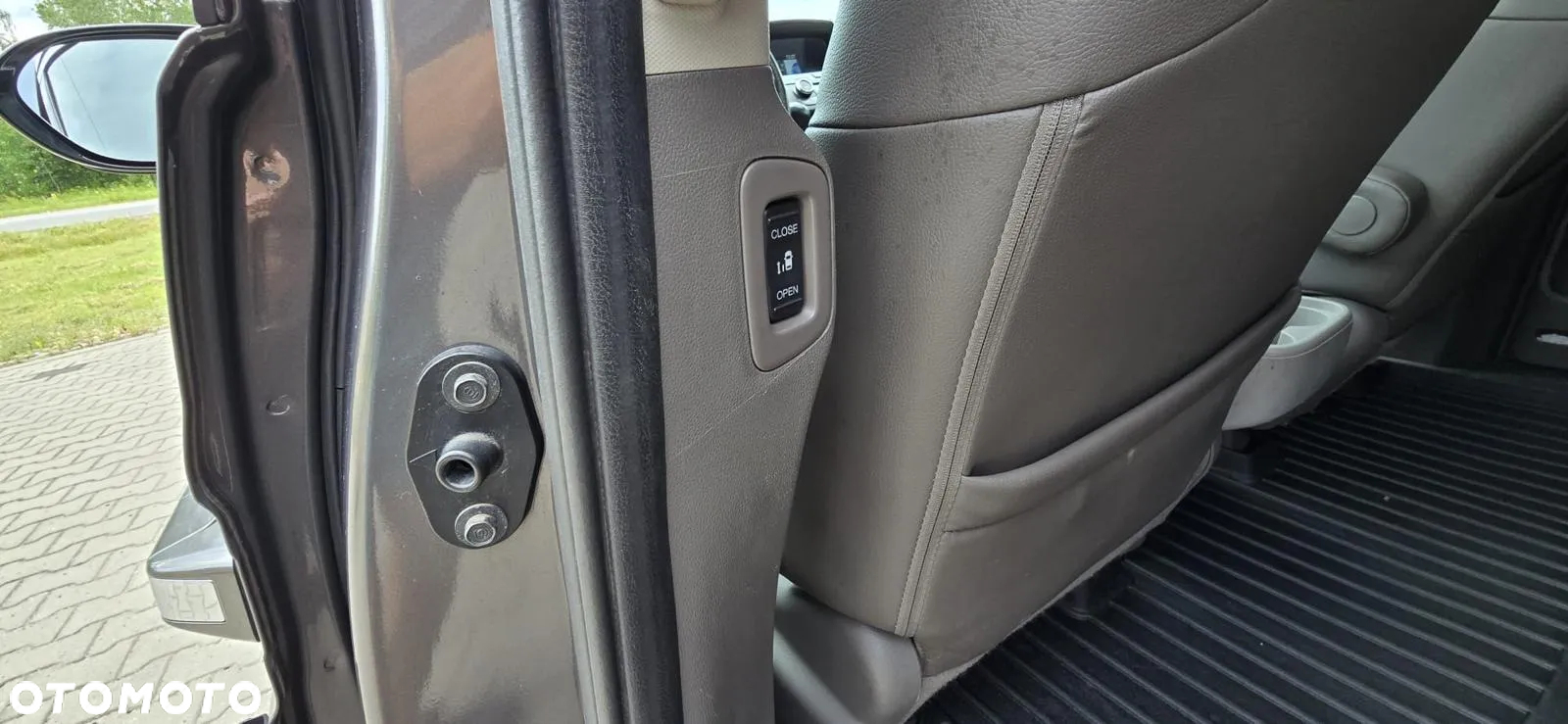 Honda Odyssey 3.5 LX - 34