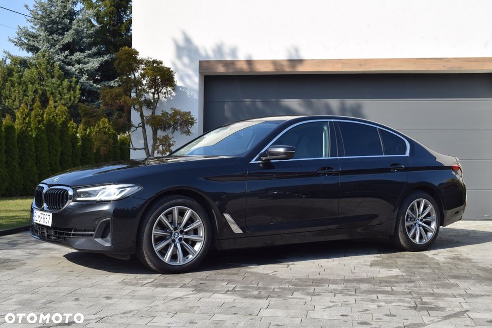 BMW Seria 5 530i xDrive Luxury Line sport - 37