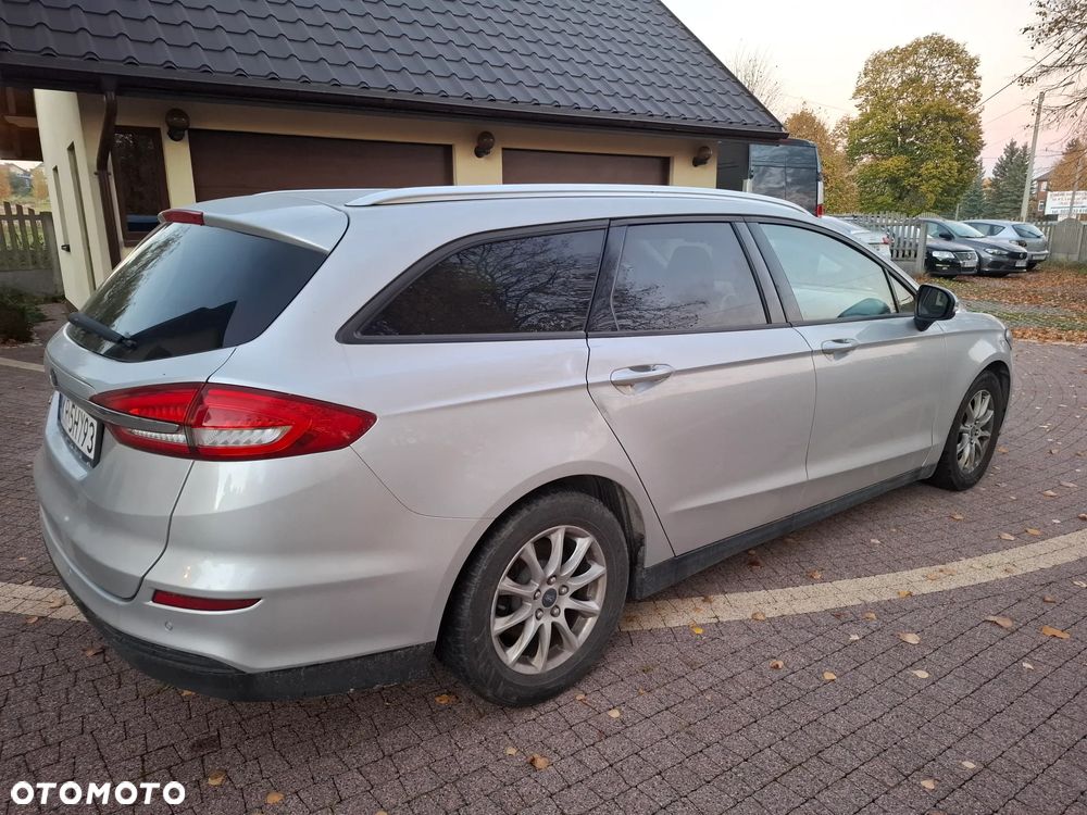 Ford Mondeo - 4