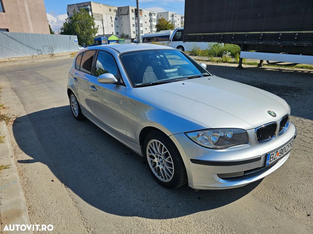 BMW Seria 1 116i - 1