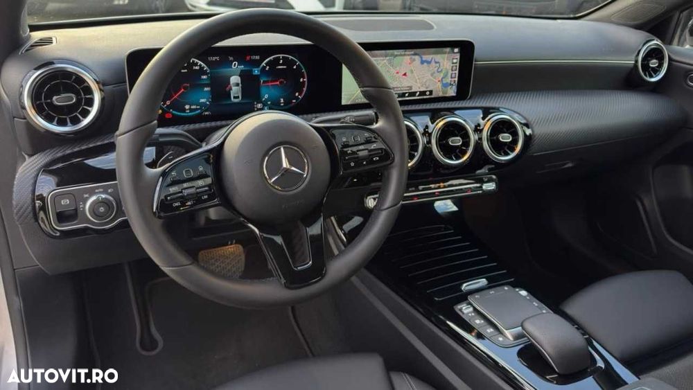 Mercedes-Benz A - 21