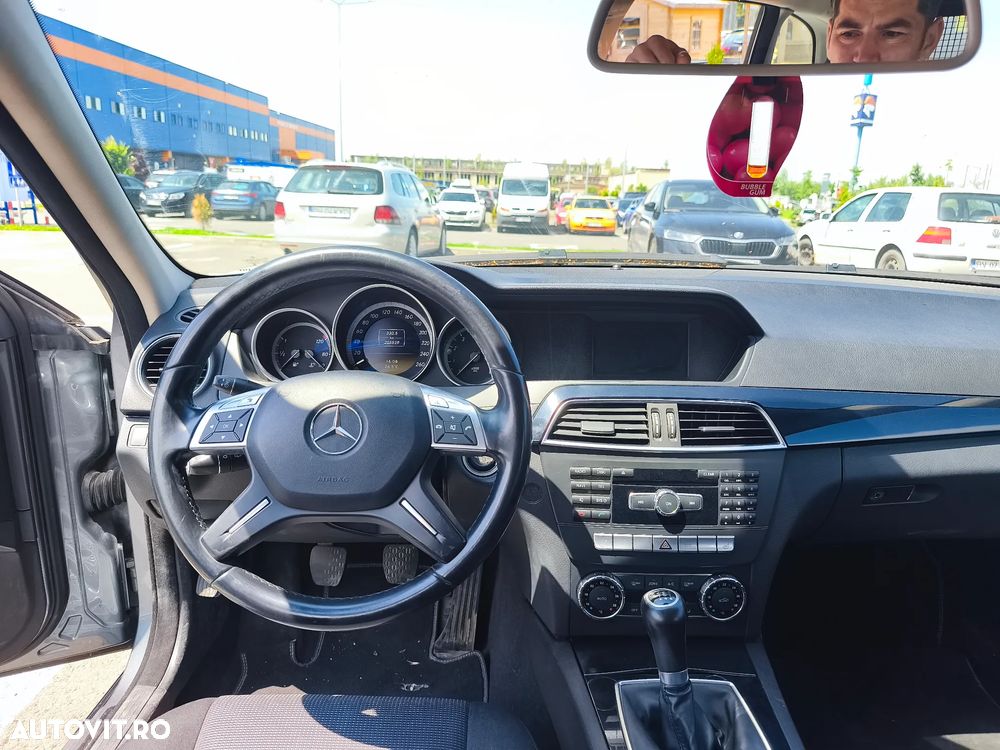 Mercedes-Benz C 180 T-Modell - 9
