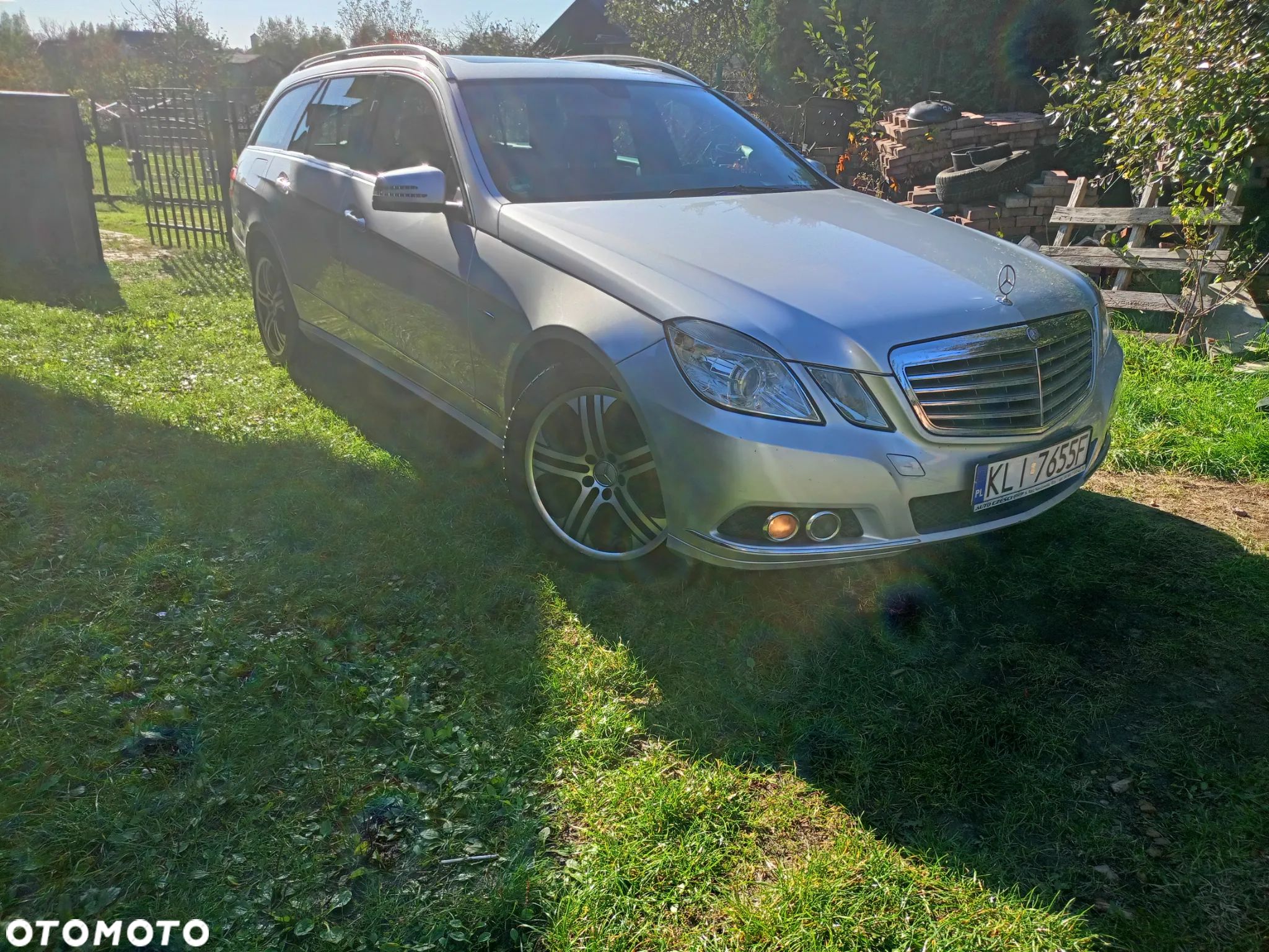 Mercedes-Benz Klasa E 350 CDI 4-Matic BlueEff - 1