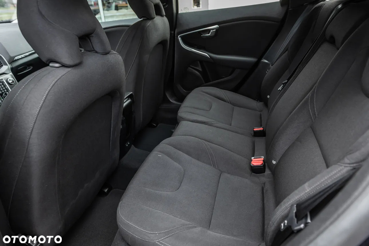 Volvo V40 Cross Country - 27