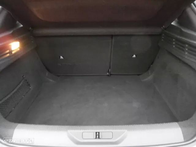 Peugeot 308 - 25