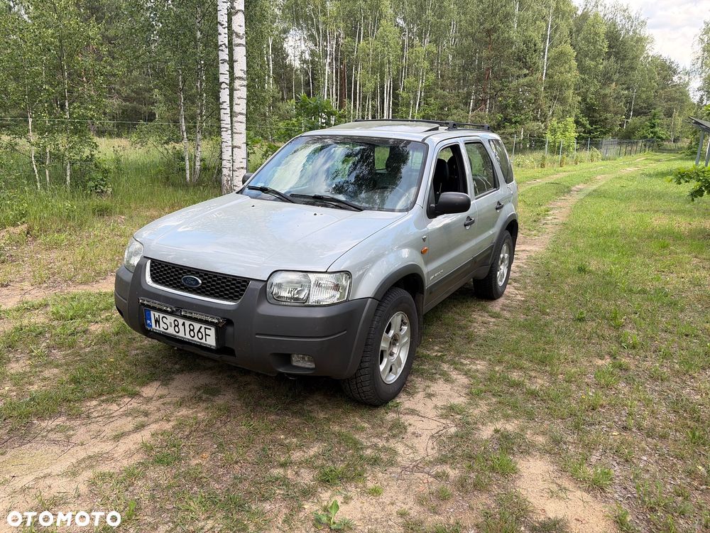 Ford Maverick 3.0 V6 Limited - 1