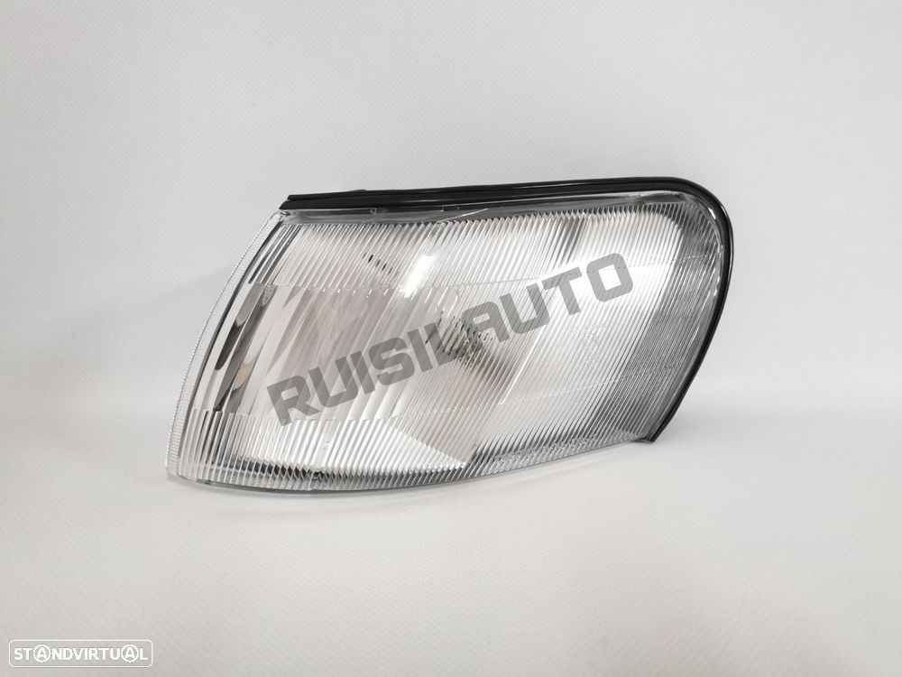 Ótica / Farol De Presença Esquerdo 81620-12480 Toyota Corolla V - 1