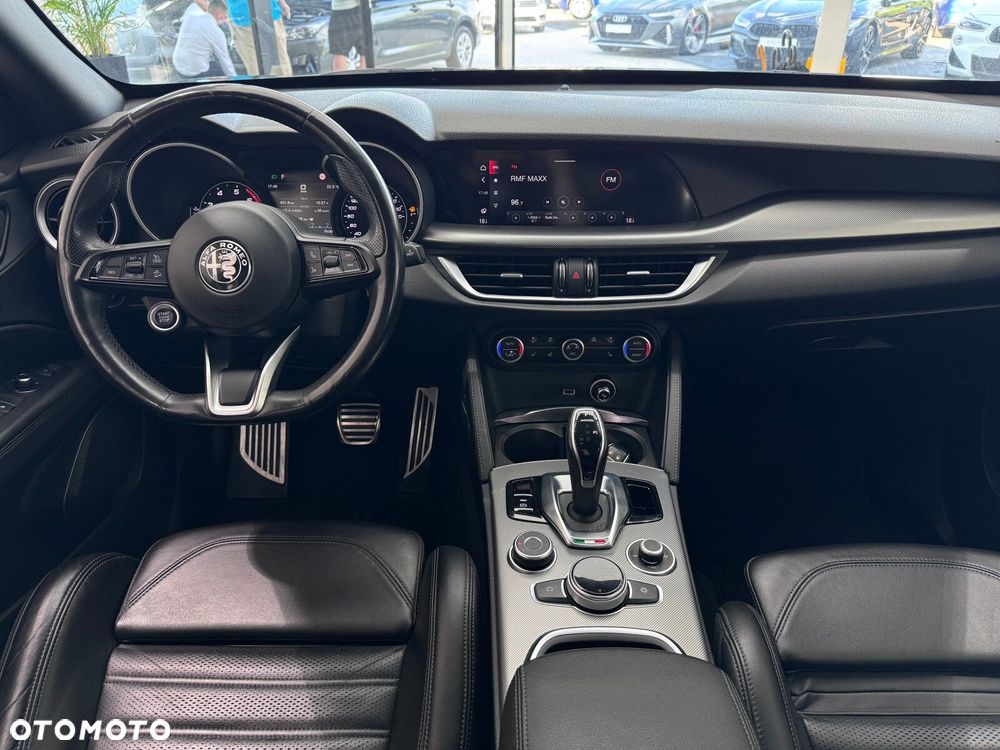 Alfa Romeo Stelvio 2.0 Turbo Veloce Q4 - 14