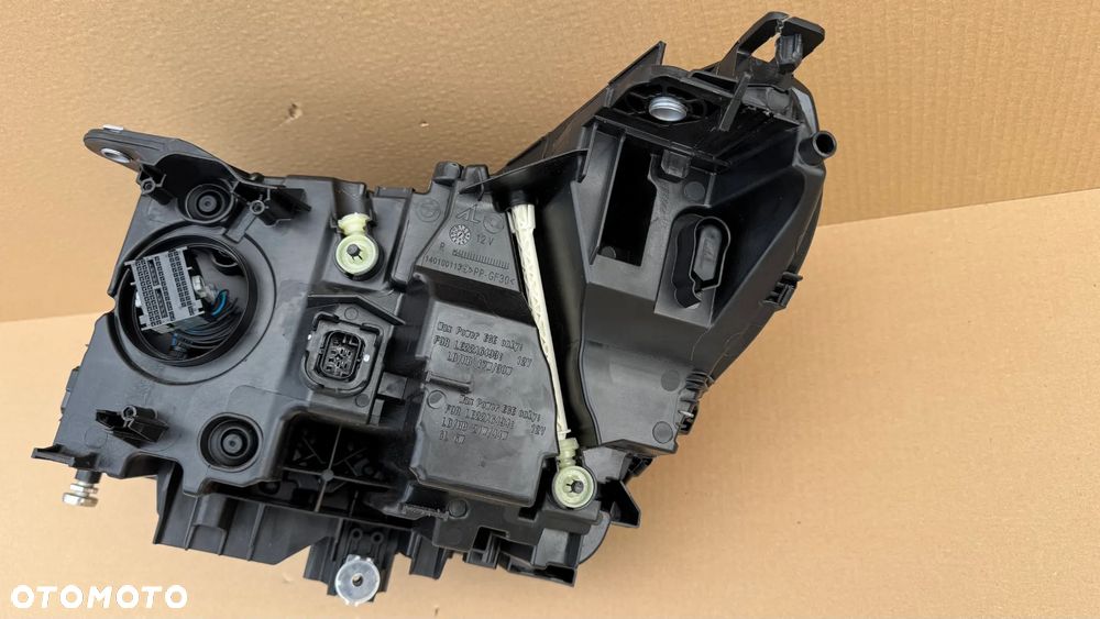 Lampa BMW 5 G60 G61 SHADOW  PRAWA PRZÓD PRZEDNIA - 11