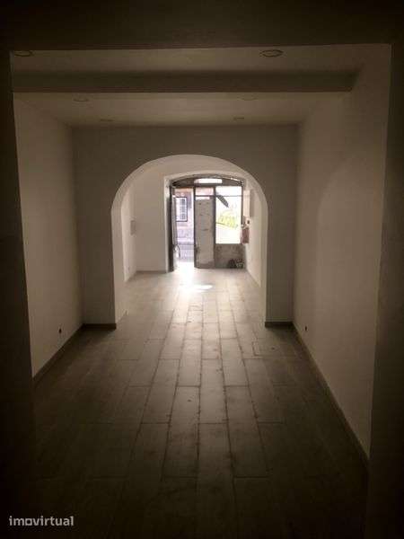Loja para arrendar 50m2 na R. de São Bento, Lisboa - Grande imagem: 5/9