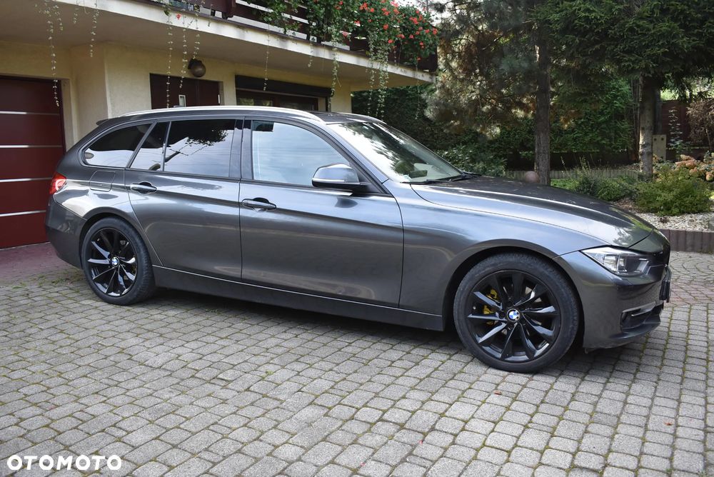 BMW Seria 3 320d xDrive Modern Line
