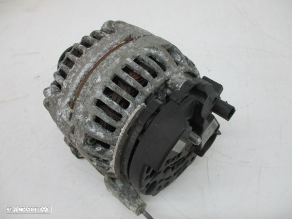 Alternador Audi A3 (8P1) - 3
