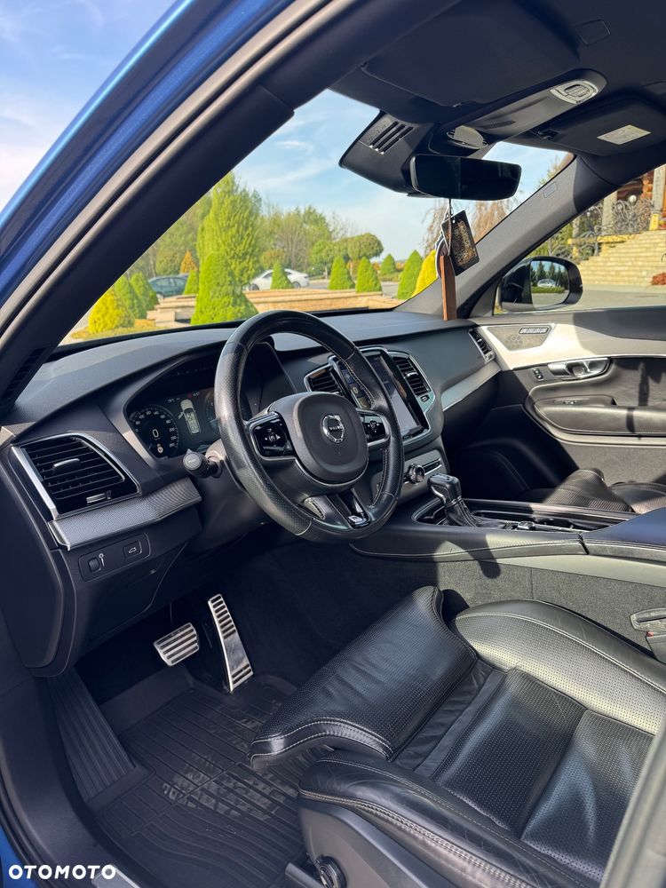Volvo XC 90 D5 AWD R-Design 7os - 11