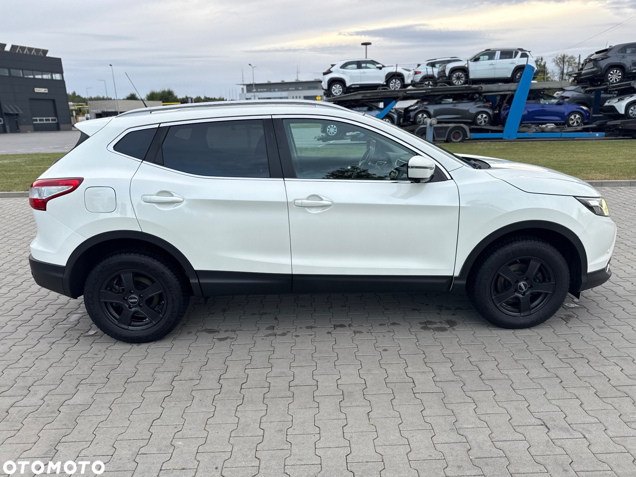 Nissan Qashqai - 4
