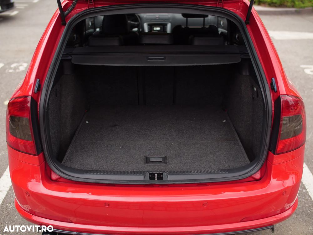 Skoda Octavia 2.0 TDI RS DSG - 11