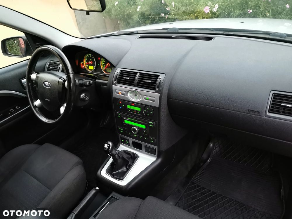 Ford Mondeo 1.8 Viva - 21