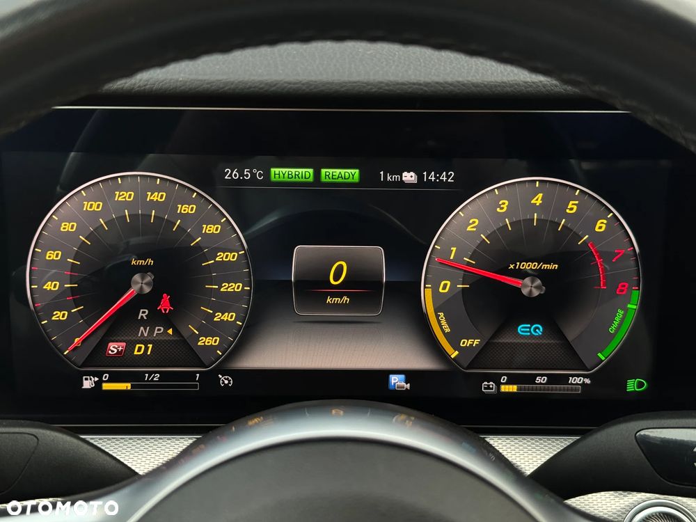 Mercedes-Benz Klasa E 350 9G-TRONIC - 21