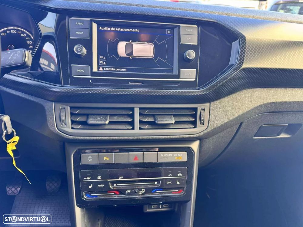 VW T-Cross 1.0 TSI Life - 12