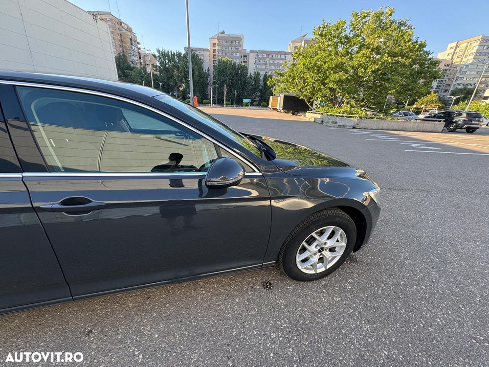 Volkswagen Passat 2.0 TDI Comfortline - 5