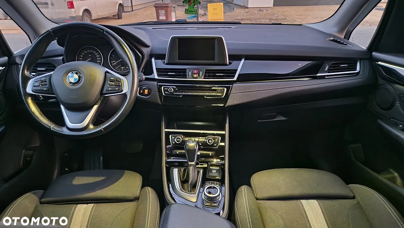 BMW Seria 2 218d Active Tourer Sport-Aut Sport Line - 23