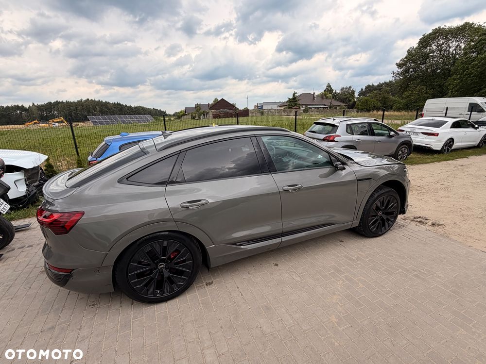 Audi Q8 Sportback e-tron 55 quattro S line - 16