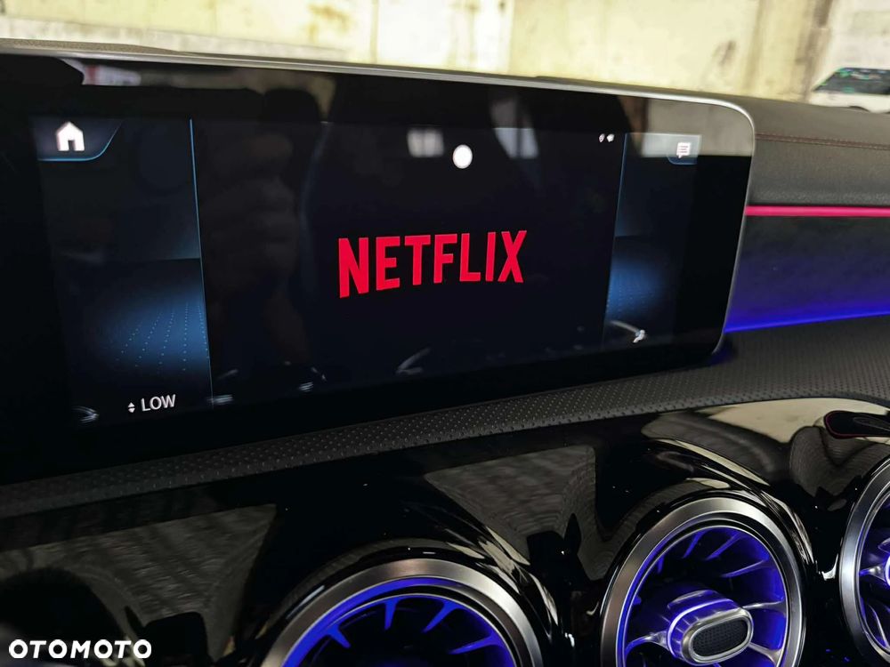 Mercedes-Benz CLA 200 AMG Line 7G-DCT - 26