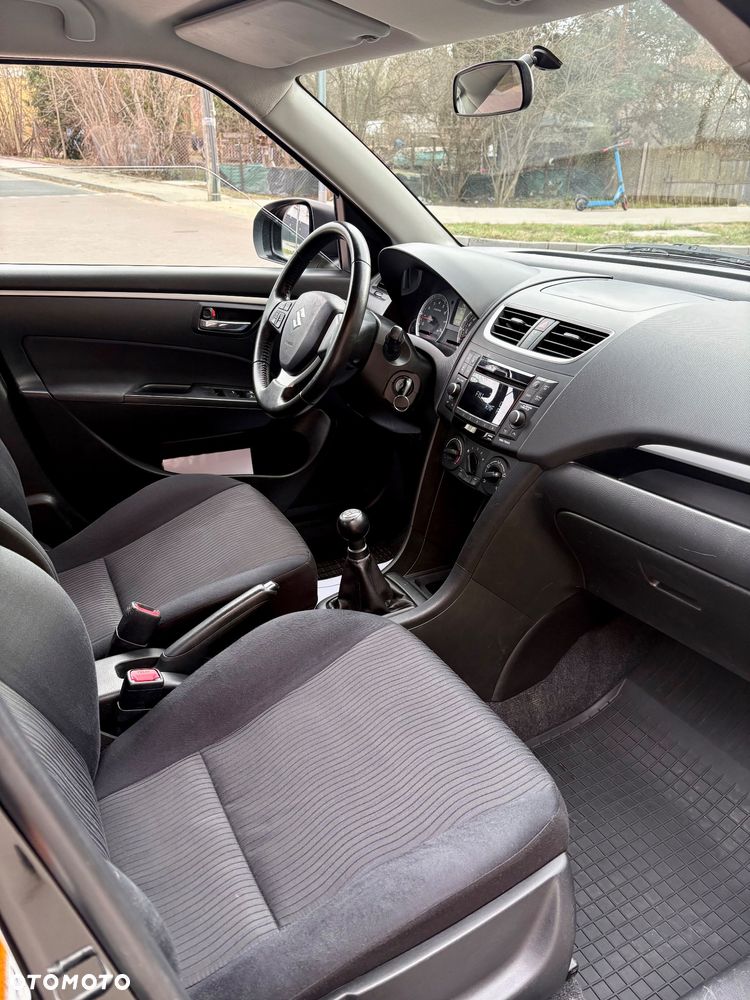 Suzuki Swift 1.2 4x4 Club - 6