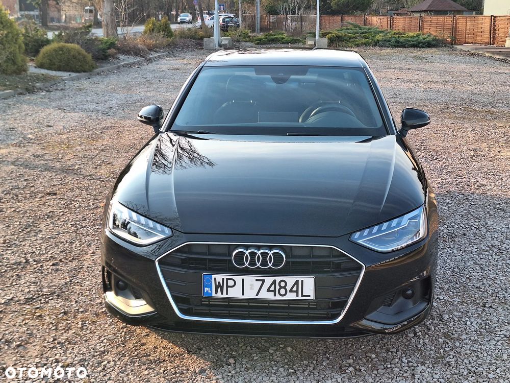 Audi A4 Limousine - 3