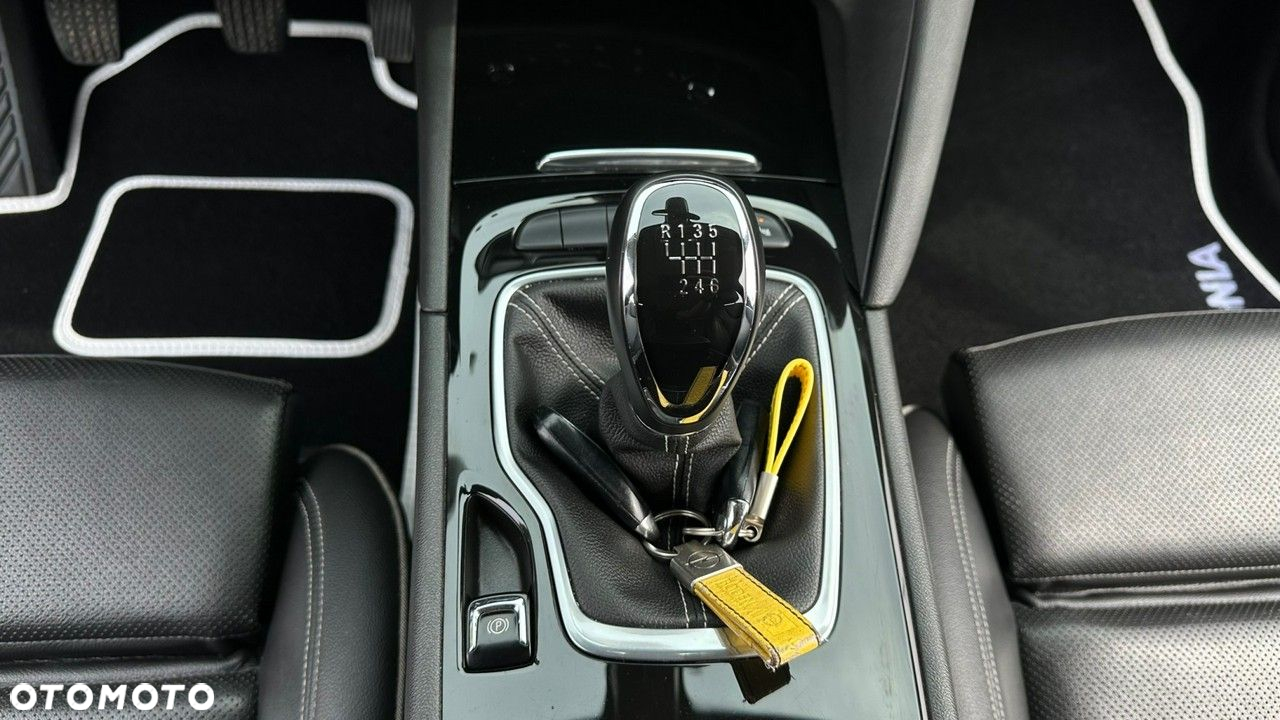 Opel Insignia - 29
