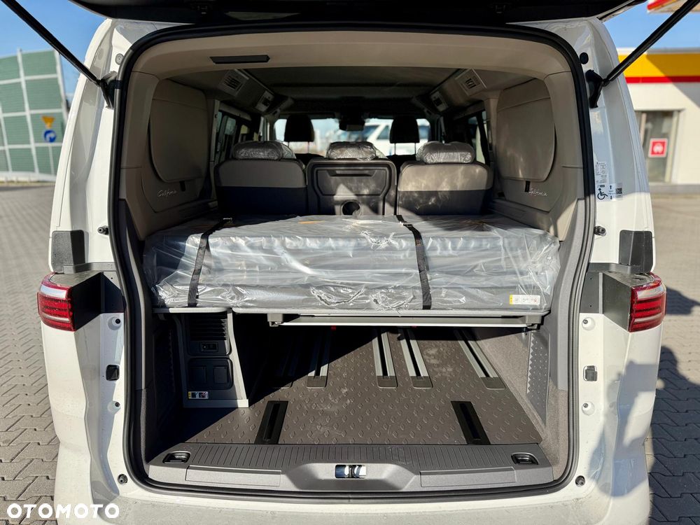 Volkswagen California - 34