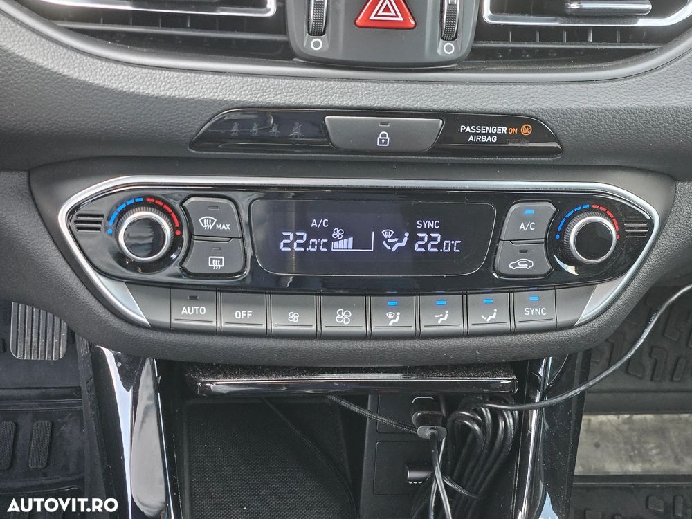 Hyundai i30 1.5 T-GDI 140CP M/T MHEV Highway - 23