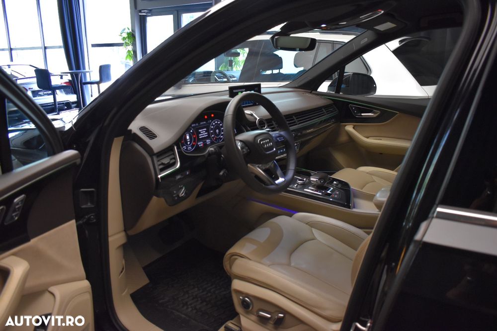 Audi Q7 - 3