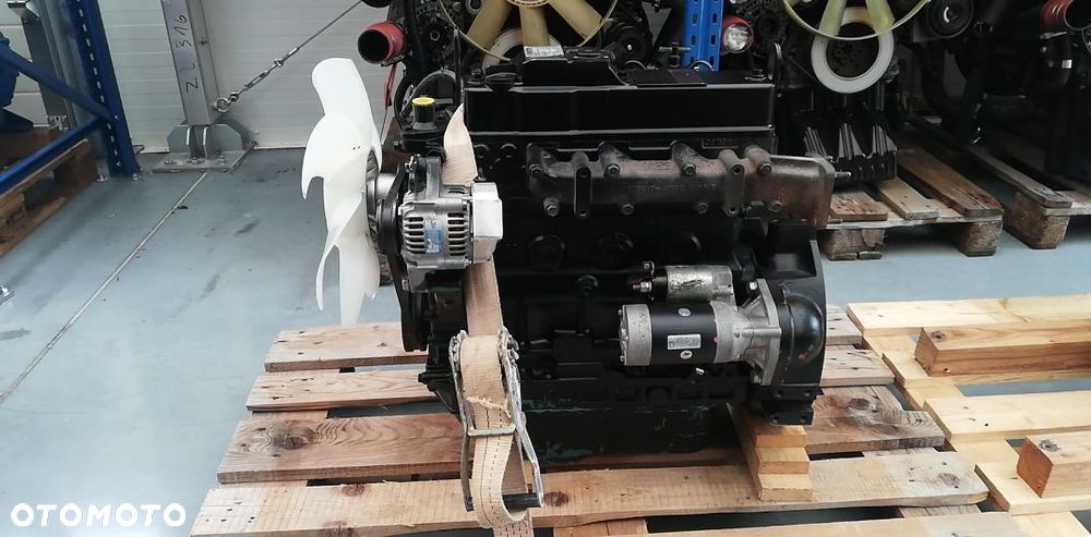 SILNIK VOLVO D2 2DCAE3 27.2 kW 2200 rpm 11 789 zł netto - 2